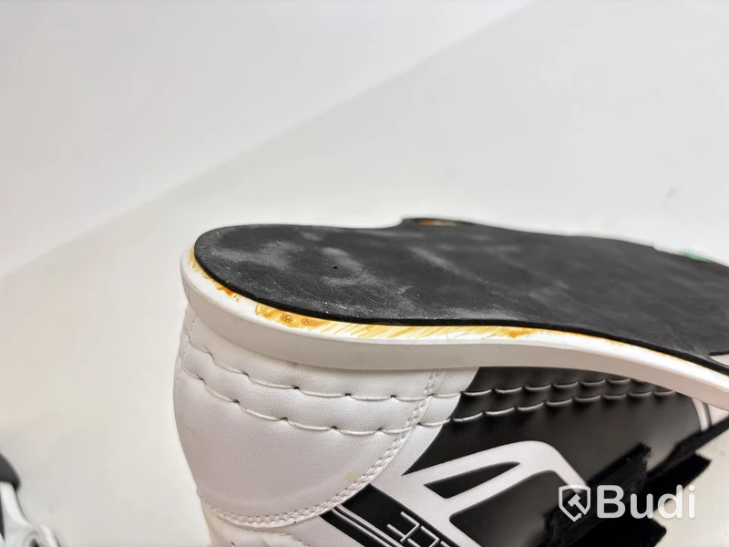 Wakeboardbindning O’brien, stl. 45-48